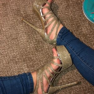 Beautiful sparkly heels